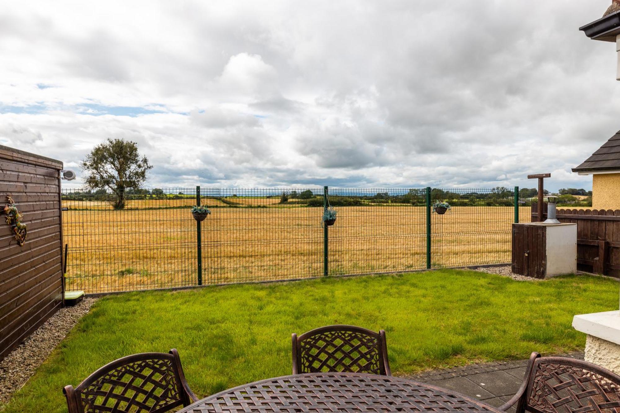 Armoy The Ferns-Ideal Base For Exploring The Causeway Coast מראה חיצוני תמונה